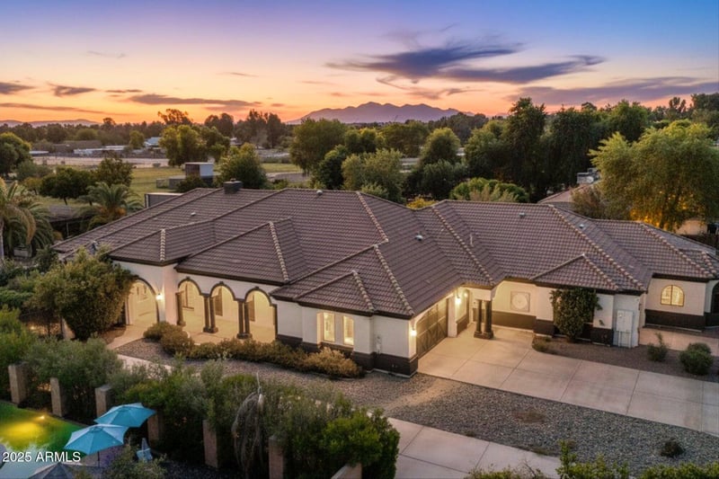 7113 183rd Ave, Waddell, AZ 85355