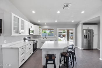 7113 Inglewood St, Mesa, AZ 85207