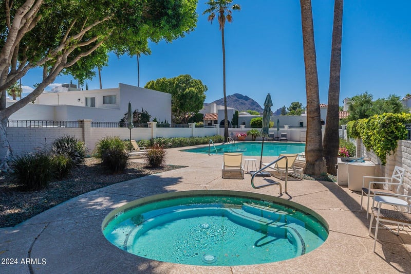7113 Mcdonald Dr, Paradise Valley, AZ 85253