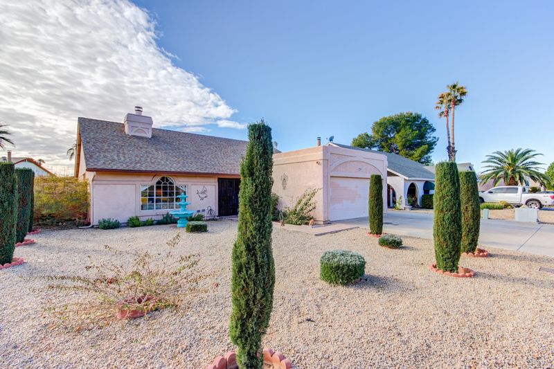 7113 W Ocotillo Rd, Glendale, AZ 85303