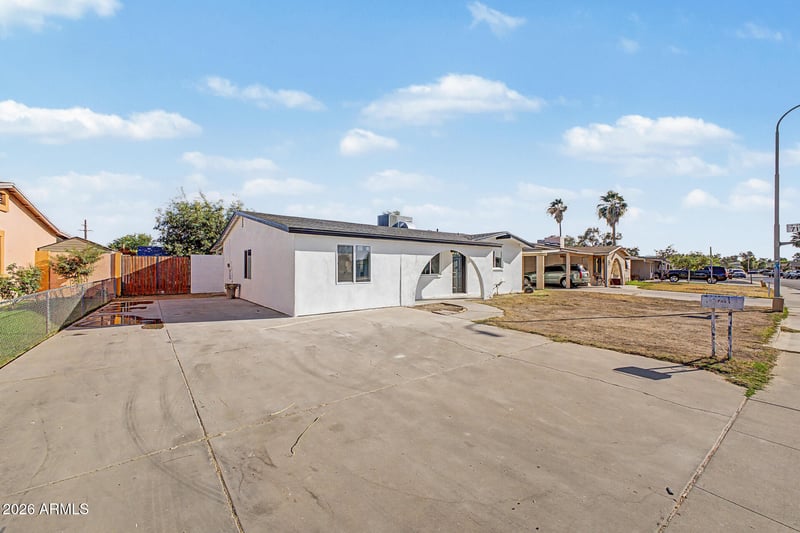 7113 W Vernon Ave, Phoenix, AZ 85035