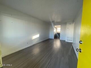 7114 66th Dr, Glendale, AZ 85301
