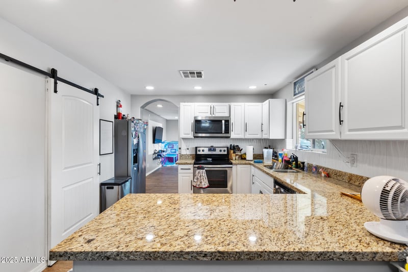 7114 Beryl Ave, Peoria, AZ 85345