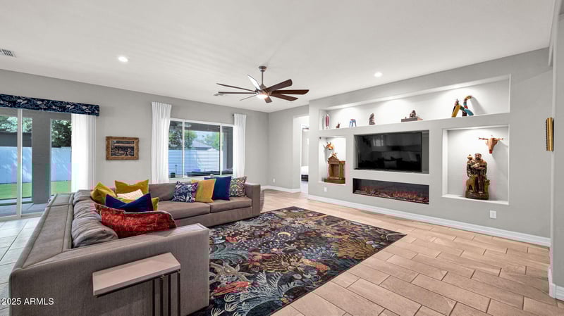 7114 Ludlow Dr, Peoria, AZ 85381