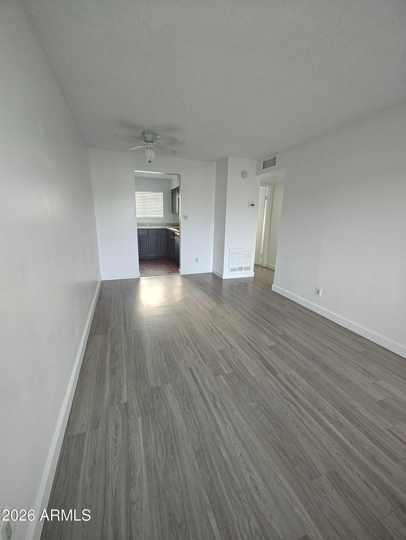 7114 N 66th Dr, Glendale, AZ 85301