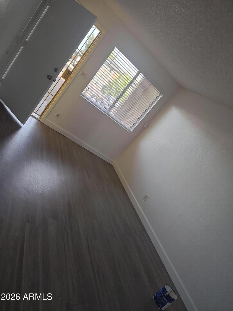 7114 N 66th Dr, Glendale, AZ 85301