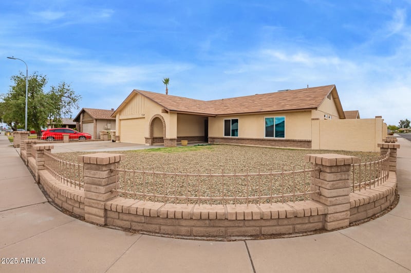 7114 Oregon Ave, Glendale, AZ 85303