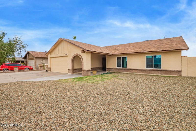7114 Oregon Ave, Glendale, AZ 85303