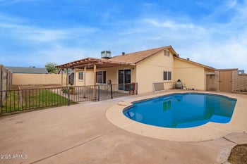 7114 Oregon Ave, Glendale, AZ 85303