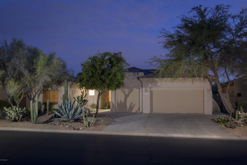 7115 E Thirsty Cactus Ln, Scottsdale, AZ 85266