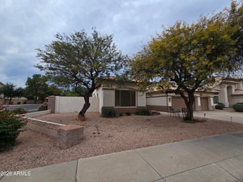 7116 Los Feliz Dr, Tempe, AZ 85283