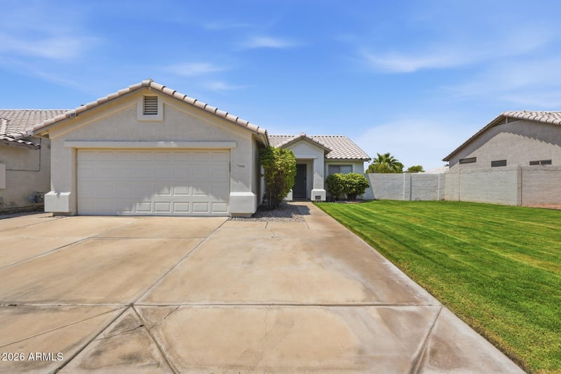 7116 81st Ln, Glendale, AZ 85303