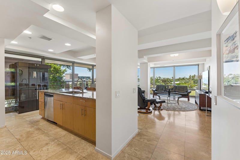 7117 E Rancho Vista Dr #5001, Scottsdale, AZ 85251