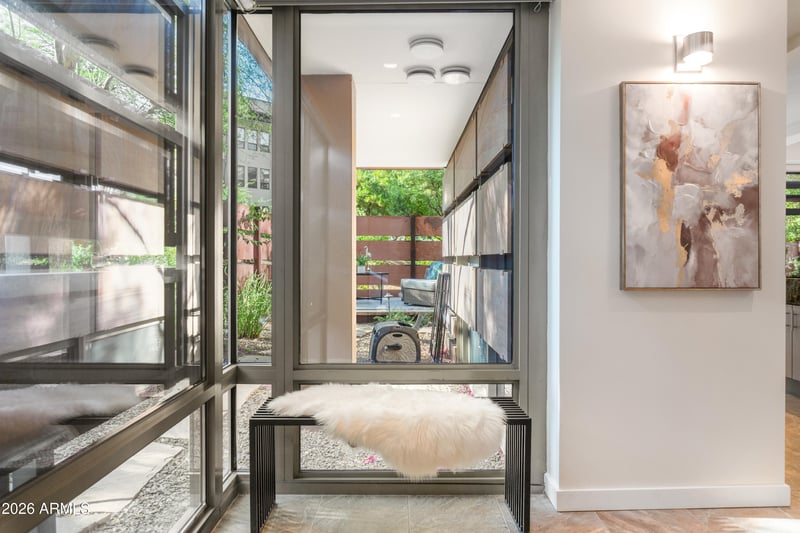 7117 Rancho Vista Dr #1012, Scottsdale, AZ 85251