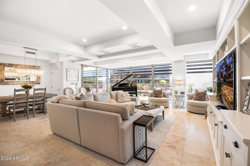 7117 Rancho Vista Dr #4011, Scottsdale, AZ 85251