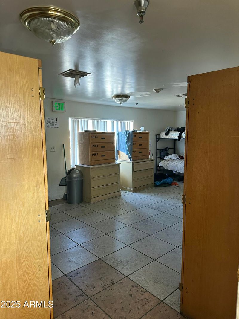 7119 N 67th Ave, Glendale, AZ 85301