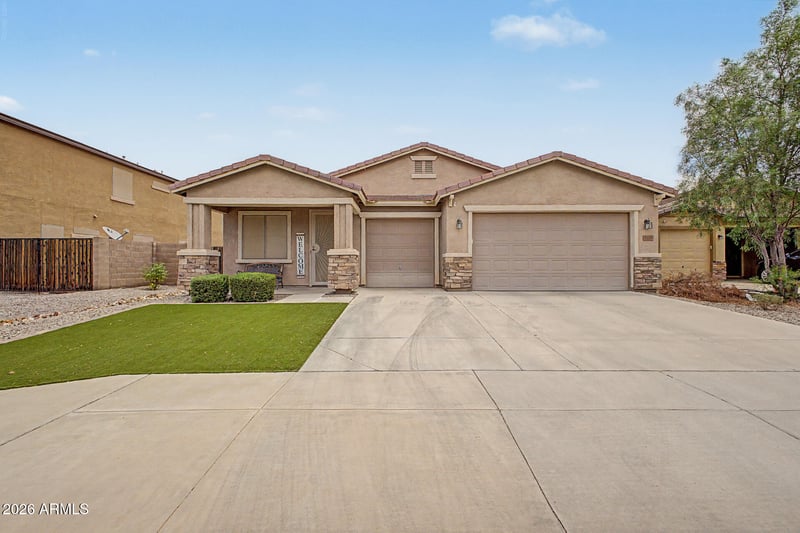 7119 S 68th Dr, Laveen, AZ 85339