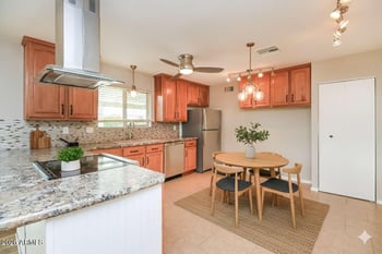 712 34th St, Mesa, AZ 85204