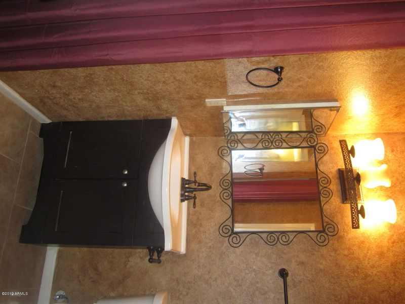 712 N Santa Barbara St #8, Mesa, AZ 85201