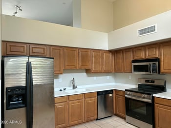 712 Beck Ave, Tempe, AZ 85281