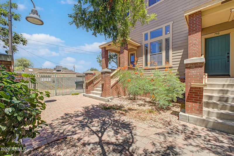 712 Beck Ave, Tempe, AZ 85281