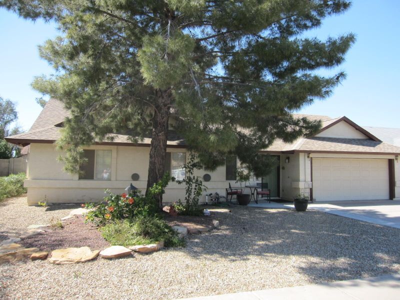 712 S Maple St, Mesa, AZ 85206