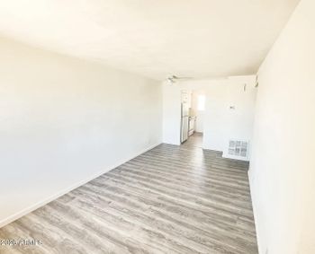 7120 N 66th Dr, Glendale, AZ 85301