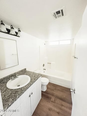 7120 66th Dr, Glendale, AZ 85301