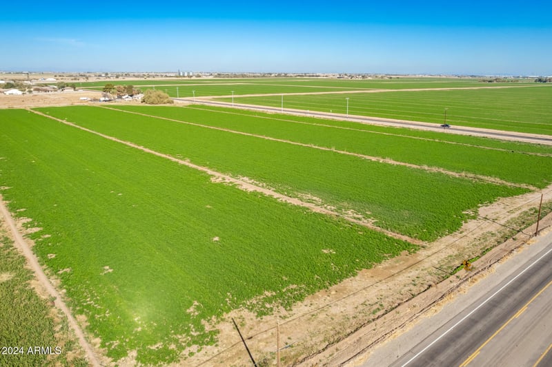 7120 S Dean Rd #B, Buckeye, AZ 85326