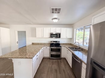 7120 W Leith Ln, Peoria, AZ 85345