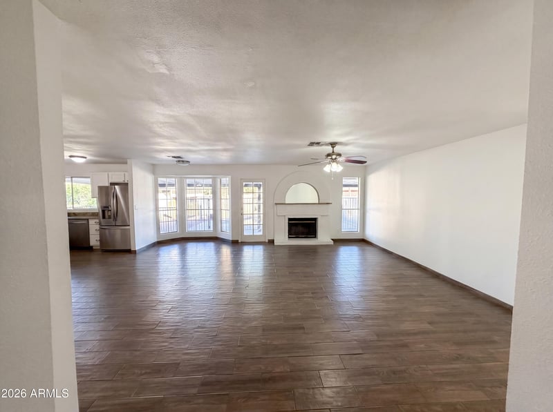 7120 W Leith Ln, Peoria, AZ 85345