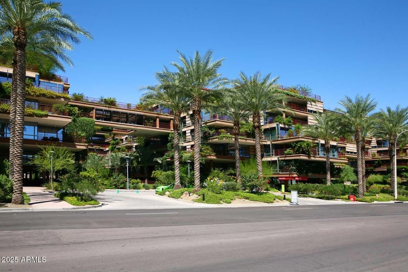 7121 Rancho Vista Dr #1008, Scottsdale, AZ 85251