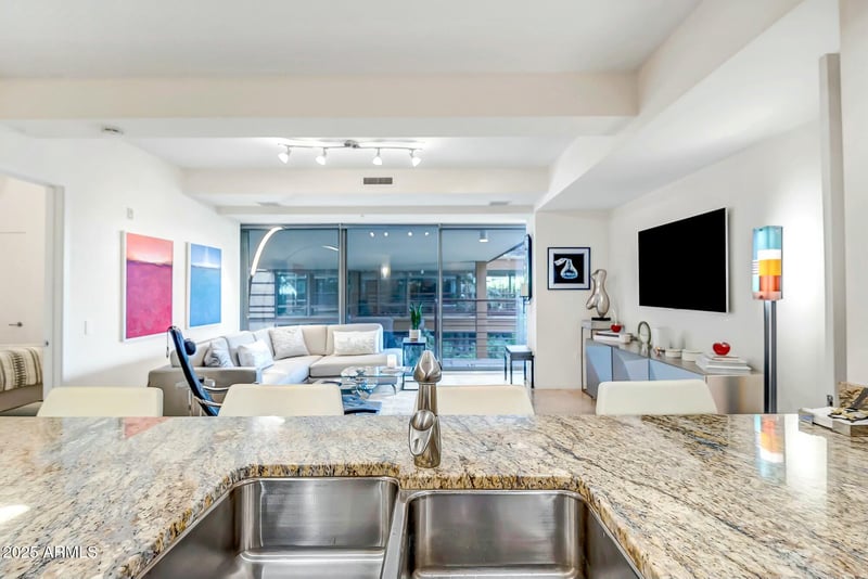 7121 Rancho Vista Dr #2002, Scottsdale, AZ 85251