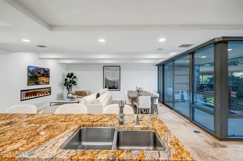 7121 Rancho Vista Dr #5011, Scottsdale, AZ 85251