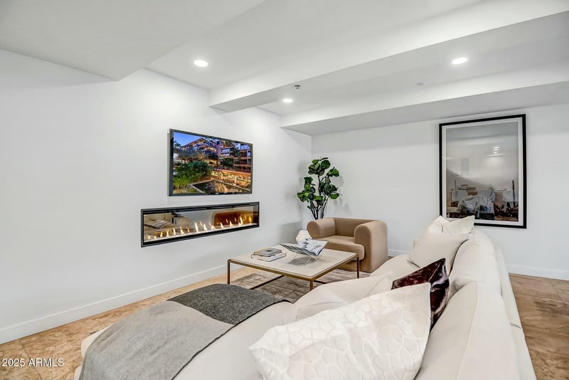 7121 Rancho Vista Dr #5011, Scottsdale, AZ 85251