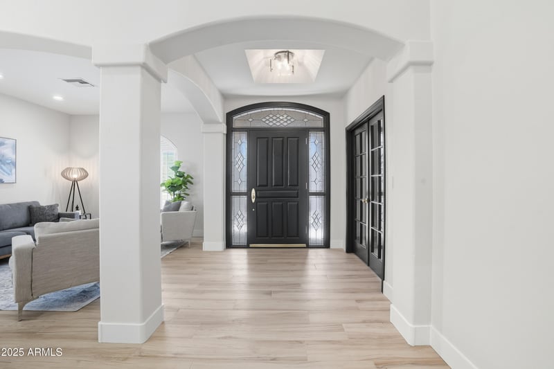 7122 Redfield Rd, Peoria, AZ 85381