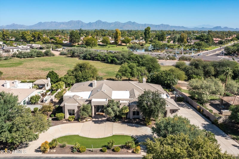 7124 Foothill Dr, Paradise Valley, AZ 85253