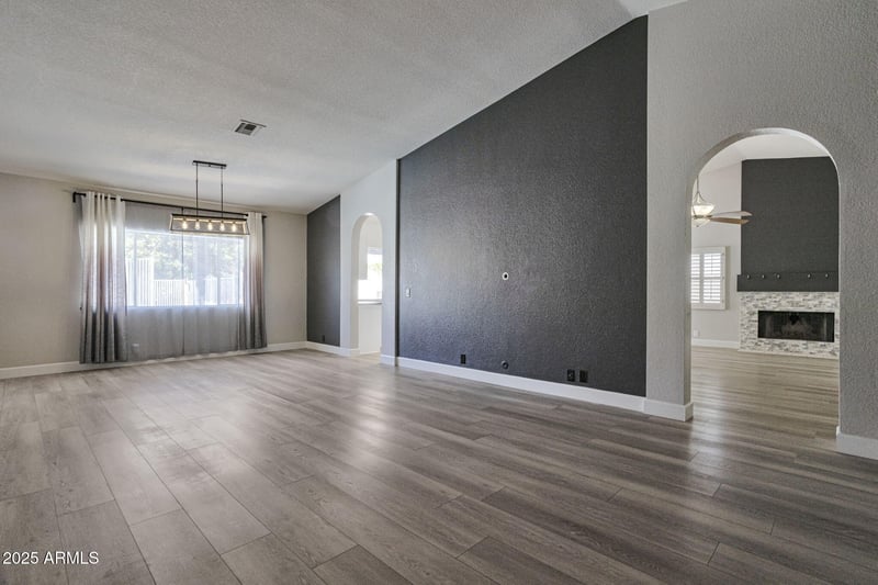 7126 Columbine Dr, Peoria, AZ 85381