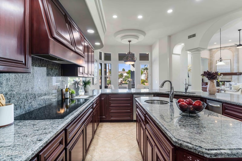 7126 Bluebird Ln, Paradise Valley, AZ 85253