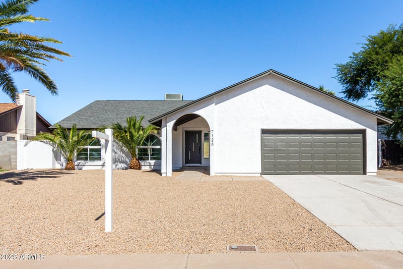 7126 Jenan Dr, Peoria, AZ 85345