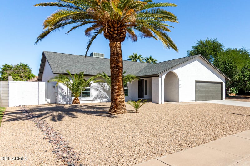 7126 Jenan Dr, Peoria, AZ 85345