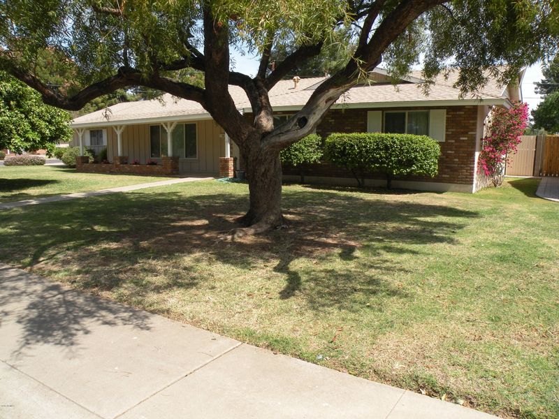 7127 N 8th Ave, Phoenix, AZ 85021