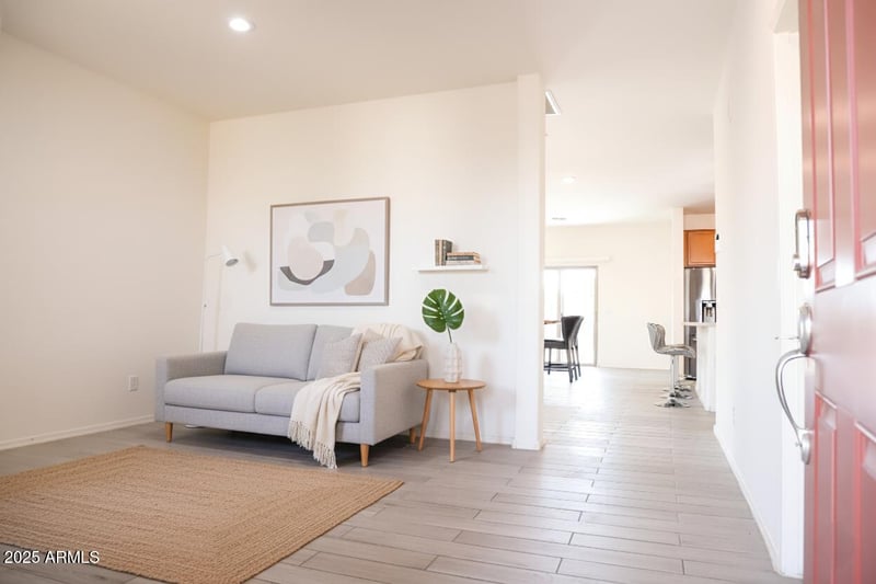 7127 Rancho Dr, Glendale, AZ 85303