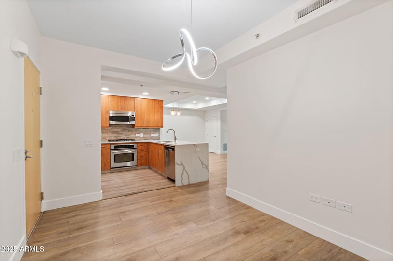 7127 Rancho Vista Dr #2003, Scottsdale, AZ 85251