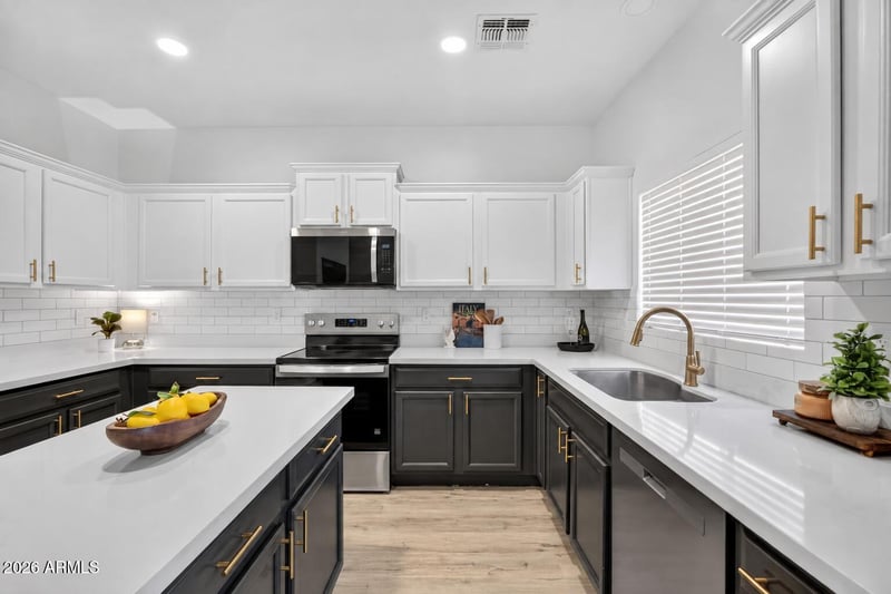 7127 S 53rd Ln, Laveen, AZ 85339