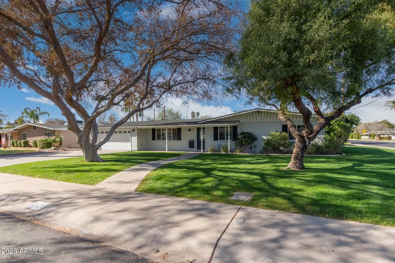 7128 N 8th Ave, Phoenix, AZ 85021