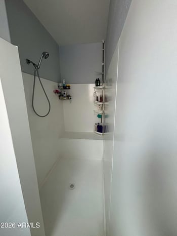 7129 Ellis St, Laveen, AZ 85339