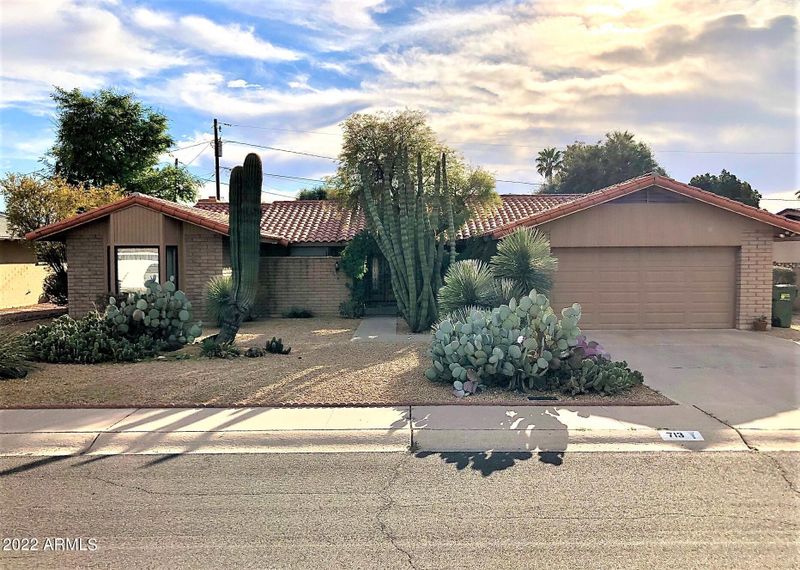 713 E Balboa Dr, Tempe, AZ 85282