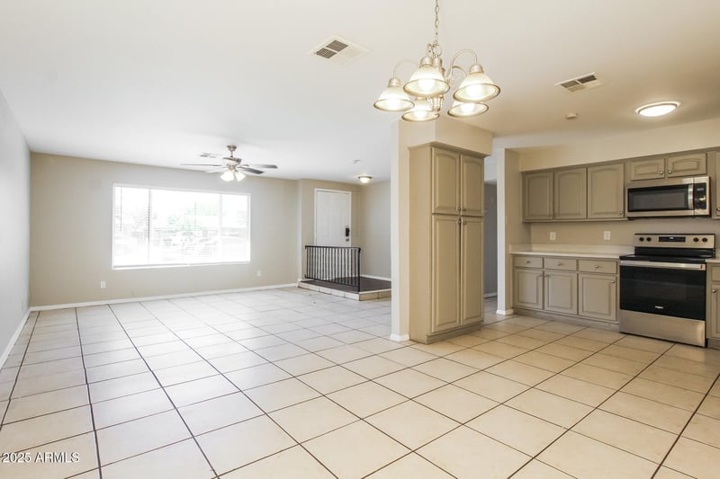 7130 Merrell St, Phoenix, AZ 85033