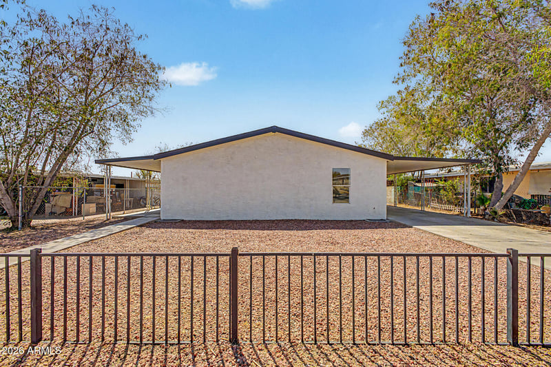 7130 N 68th Dr, Glendale, AZ 85303